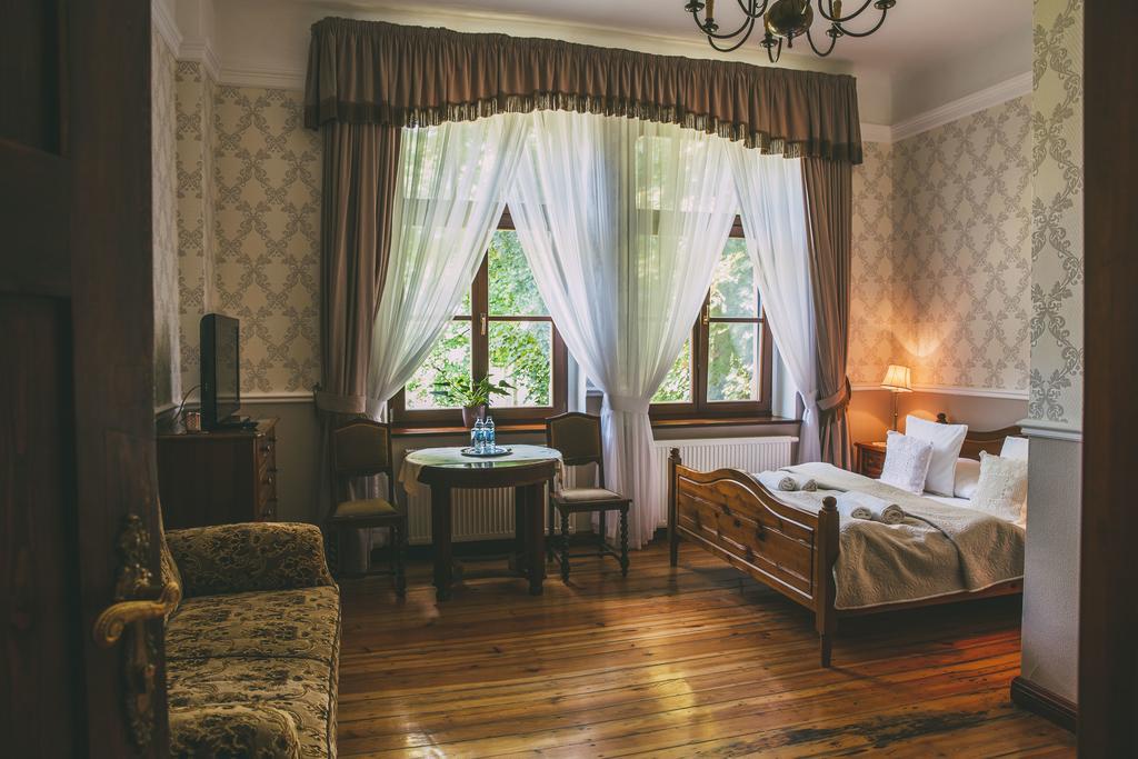 Palac Poraj Wicko  Экстерьер фото
